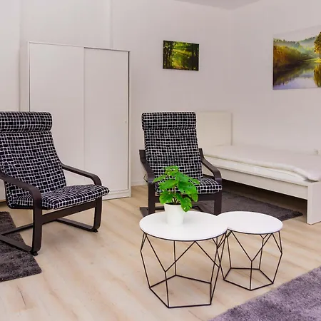 Apartement Fuer 6 Personen In Magdeburg, L Exterior foto