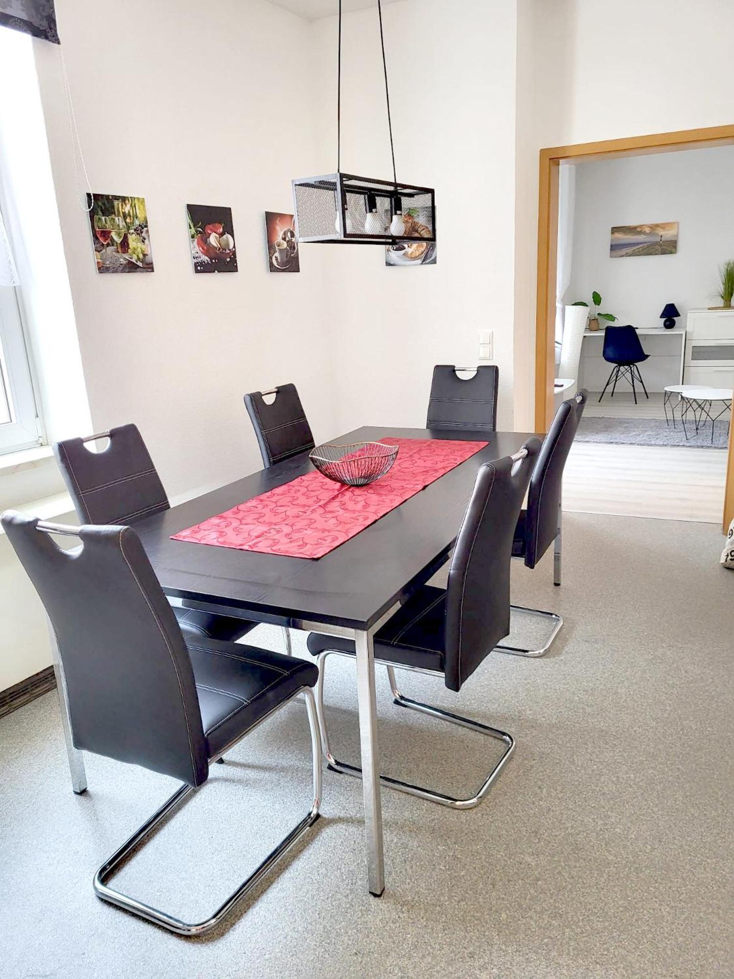 Apartment Fuer 6 Personen In Magdeburg, L Magdeburg